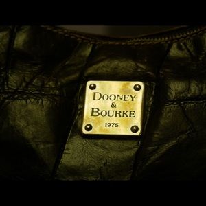 Dooney & Burke